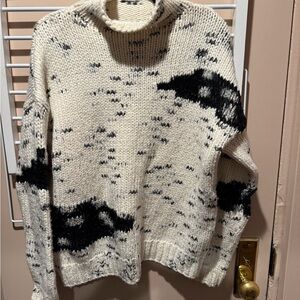 Line The Label black and white Sweater size M